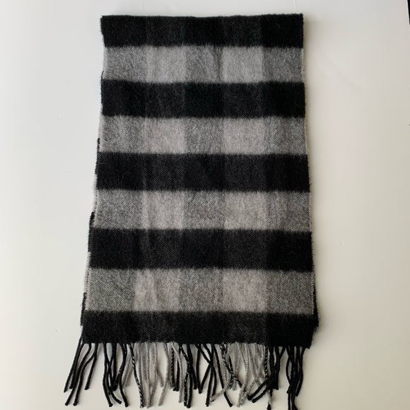 Porter and Ash London 100% Wool Scarf - Picture 2 of 4